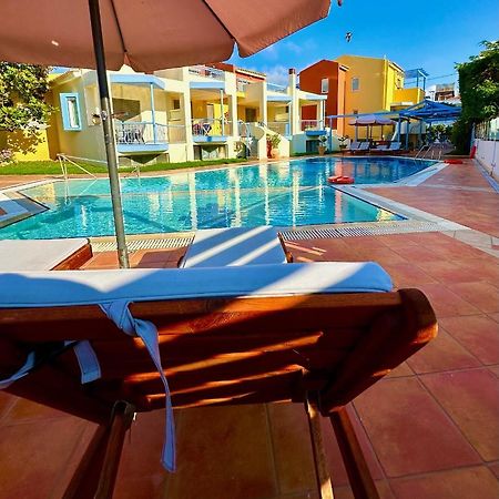 Niriides Apartment คิปปาริสเซีย ภายนอก รูปภาพ