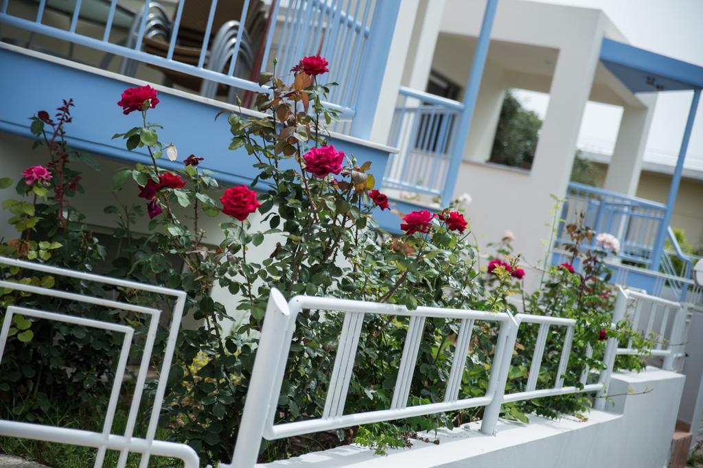 Niriides Apartment คิปปาริสเซีย ภายนอก รูปภาพ