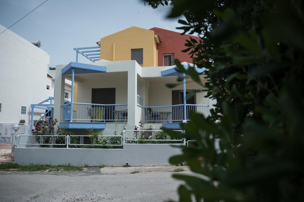 Niriides Apartment คิปปาริสเซีย ภายนอก รูปภาพ